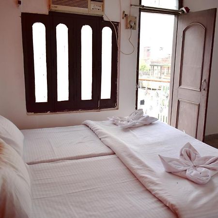 Sandhya Guest House Varanasi Near Ganga River Exterior foto