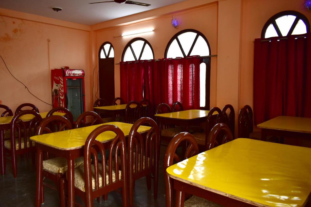 Sandhya Guest House Varanasi Near Ganga River Exterior foto
