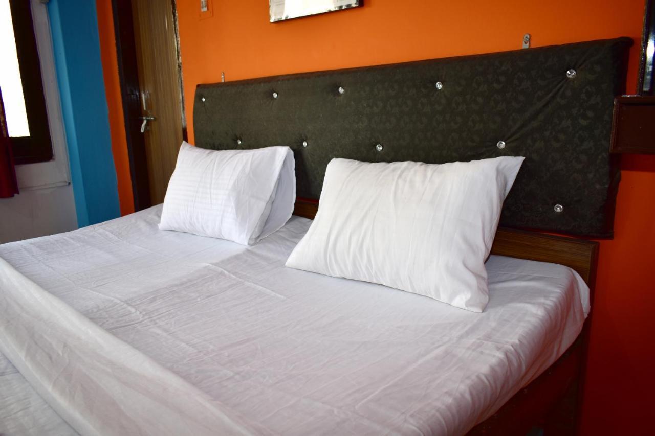 Sandhya Guest House Varanasi Near Ganga River Exterior foto