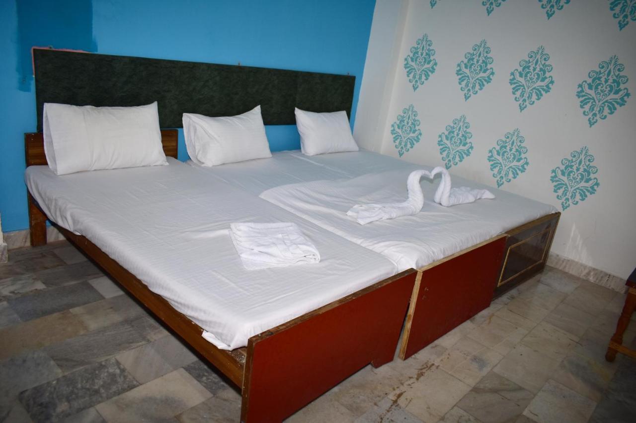 Sandhya Guest House Varanasi Near Ganga River Exterior foto