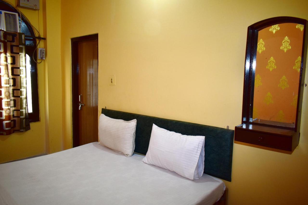 Sandhya Guest House Varanasi Near Ganga River Exterior foto