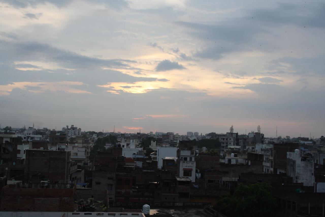 Sandhya Guest House Varanasi Near Ganga River Exterior foto